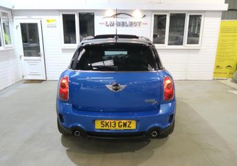 MINI Countryman COOPER SD ALL4 143