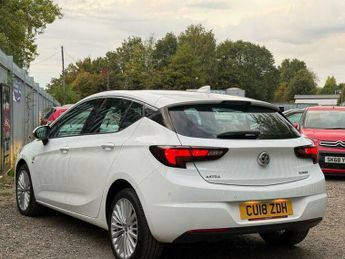 Vauxhall Astra 1.4i Turbo Elite Nav Auto Euro 6 (s/s) 5dr