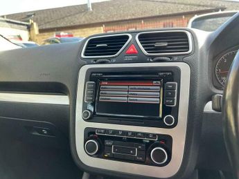 Volkswagen Scirocco 2.0 TDI BlueMotion Tech GT Euro 5 (s/s) 3dr