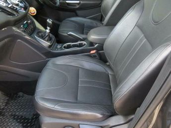 Ford Kuga 2.0 TDCi Titanium X AWD Euro 5 5dr