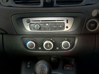 Renault Grand Scenic 1.5 dCi Dynamique TomTom Euro 5 (s/s) 5dr