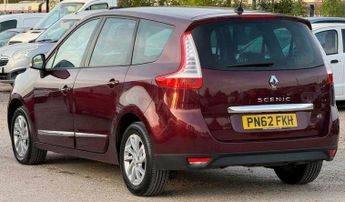 Renault Grand Scenic 1.5 dCi Dynamique TomTom Euro 5 (s/s) 5dr