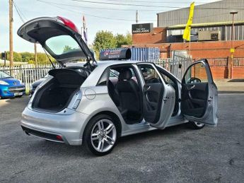 Audi A1 1.4 TFSI S line Sportback S Tronic Euro 5 (s/s) 5dr