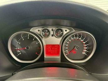 Ford Focus 1.6 Zetec 5dr