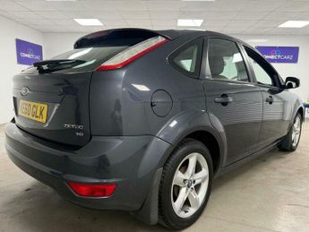 Ford Focus 1.6 Zetec 5dr