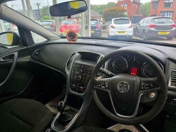 Vauxhall Astra 1.4 16v Exclusiv Euro 5 5dr