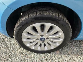 Ford Ka 1.2 Zetec Euro 5 (s/s) 3dr