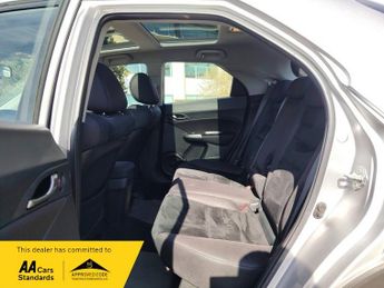 Honda Civic 1.8 i-VTEC ES-T Hatchback 5dr Petrol Automatic (169 g/km, 138 bh