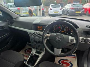 Vauxhall Astra 1.6i Active Plus 5dr