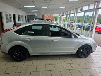 Ford Focus 1.6 Zetec Climate 5dr