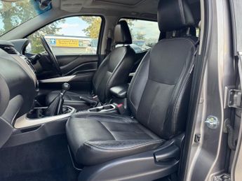Nissan Navara DCI TEKNA 4X4 SHR DCB