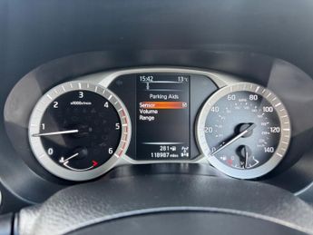 Nissan Navara DCI TEKNA 4X4 SHR DCB