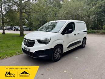 Vauxhall Combo L1H1 2300 DYNAMIC