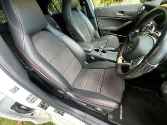 Mercedes-Benz A Class 1.6 A200 AMG Line (Premium) 7G-DCT Euro 6 (s/s) 5dr