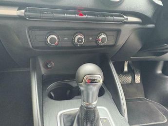 Audi A3 1.6 TDI SE Sportback S Tronic Euro 5 (s/s) 5dr
