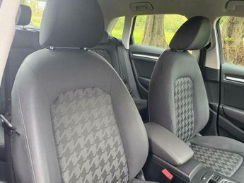 Audi A3 1.6 TDI SE Sportback S Tronic Euro 5 (s/s) 5dr