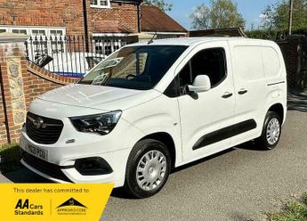 Vauxhall Combo 1.5 Turbo D 2300 Sportive L1 H1 Euro 6 4dr