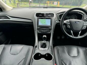 Ford Mondeo 2.0 TDCi Titanium Hatchback 5dr Diesel Manual Euro 6 (s/s) (180 