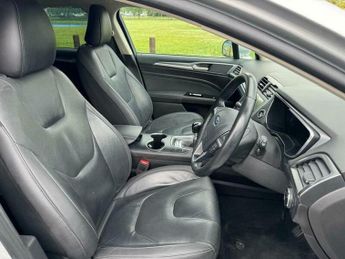 Ford Mondeo 2.0 TDCi Titanium Hatchback 5dr Diesel Manual Euro 6 (s/s) (180 