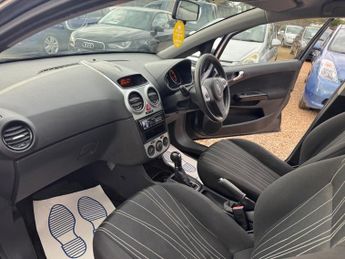 Vauxhall Corsa CLUB AC 16V