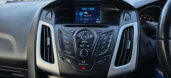 Ford Focus ZETEC NAVIGATOR