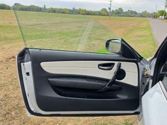 BMW 1 SERIES 2.0 118i Exclusive Edition Steptronic Euro 5 2dr