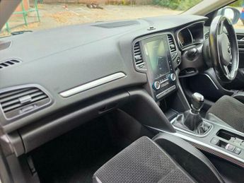 Renault Megane 1.5 dCi Dynamique S Nav Sport Tourer Euro 6 (s/s) 5dr
