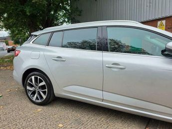Renault Megane 1.5 dCi Dynamique S Nav Sport Tourer Euro 6 (s/s) 5dr