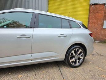 Renault Megane 1.5 dCi Dynamique S Nav Sport Tourer Euro 6 (s/s) 5dr
