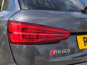 Audi Q3 2.5 TFSI S Tronic quattro Euro 6 (s/s) 5dr