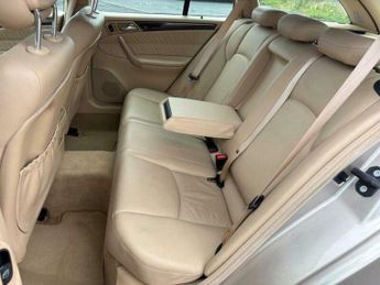 Mercedes-Benz C Class 2.6 C240 Elegance 5dr
