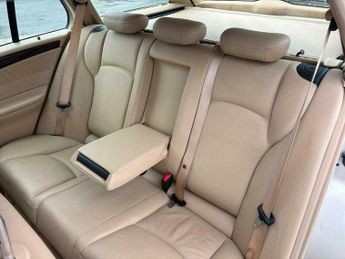 Mercedes-Benz C Class 2.6 C240 Elegance 5dr