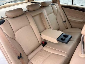 Mercedes-Benz C Class 2.6 C240 Elegance 5dr