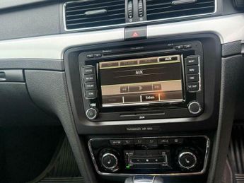 Skoda Superb 2.0 TDI Elegance DSG Euro 5 5dr