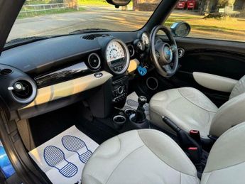 MINI Convertible 1.6 Cooper D Euro 5 (s/s) 2dr