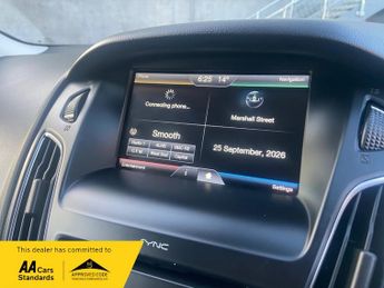Ford Focus ZETEC 1.5 TDCI 120