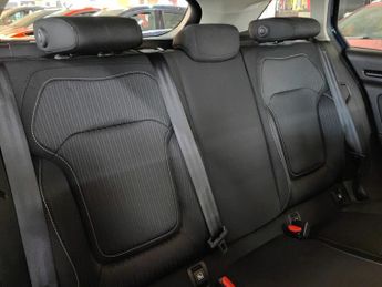 Renault Megane 1.2 TCe Expression + Sport Tourer 5dr Petrol Manual Euro 6 (s/s)