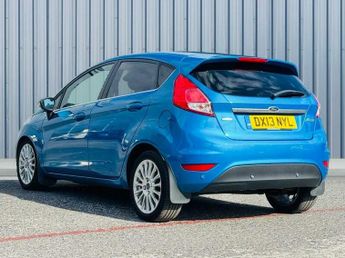 Ford Fiesta 1.0T EcoBoost Titanium Euro 5 (s/s) 5dr