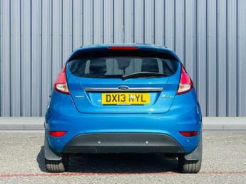 Ford Fiesta 1.0T EcoBoost Titanium Euro 5 (s/s) 5dr