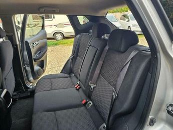 Nissan Qashqai 1.2 DIG-T N-Connecta XTRON 2WD Euro 6 (s/s) 5dr
