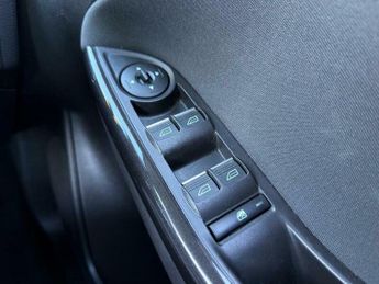 Ford Focus 1.6 Titanium Powershift Euro 6 5dr