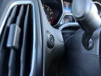 Ford Focus 1.6 Titanium Powershift Euro 6 5dr