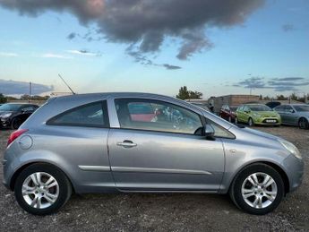 Vauxhall Corsa 1.4i 16v Club 3dr