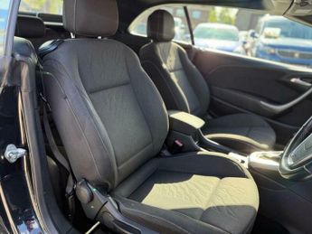 Vauxhall Cascada 2.0 CDTi SE Auto Euro 5 2dr