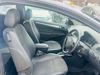 Vauxhall Astra 1.8i 16v Design Sport Hatch 3dr Petrol Automatic (185 g/km, 138 