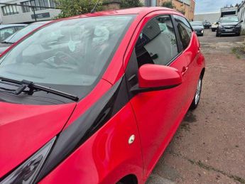 Toyota AYGO 1.0 VVT-i x-pression Euro 5 5dr Euro 5