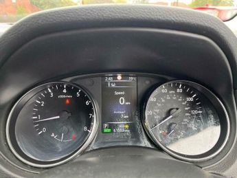 Nissan Qashqai 1.2 DIG-T Acenta XTRON 2WD Euro 6 (s/s) 5dr
