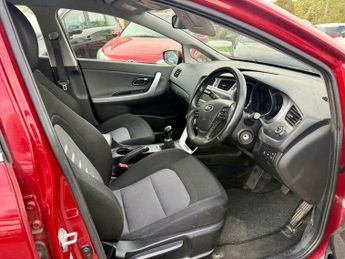 Kia Ceed 1.6 GDi EcoDynamics 2 Euro 5 (s/s) 5dr