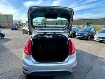 Ford Fiesta ZETEC B/TOOTH+A/C+CLEAN MOT+ISOFIX