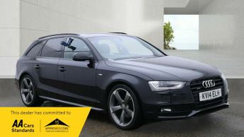 Audi A4 AVANT TFSI QUATTRO S LINE BLACK EDITION